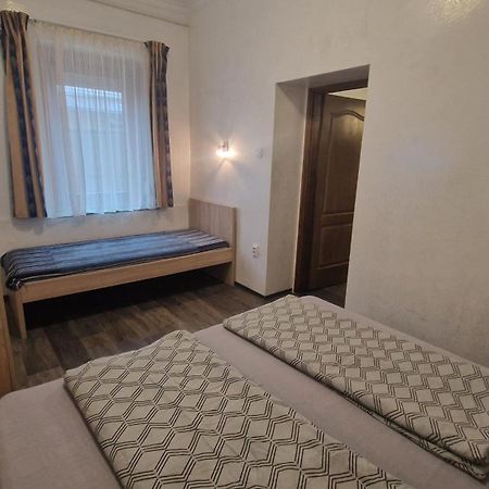 Bem Downtown Apartment ديبريتْسين الغرفة الصورة